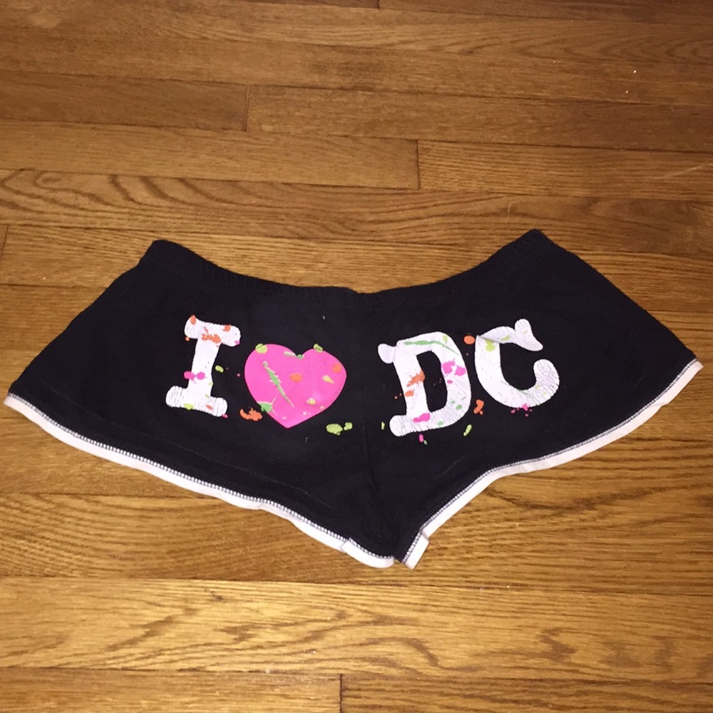 I ❤️ DC bootie shorts